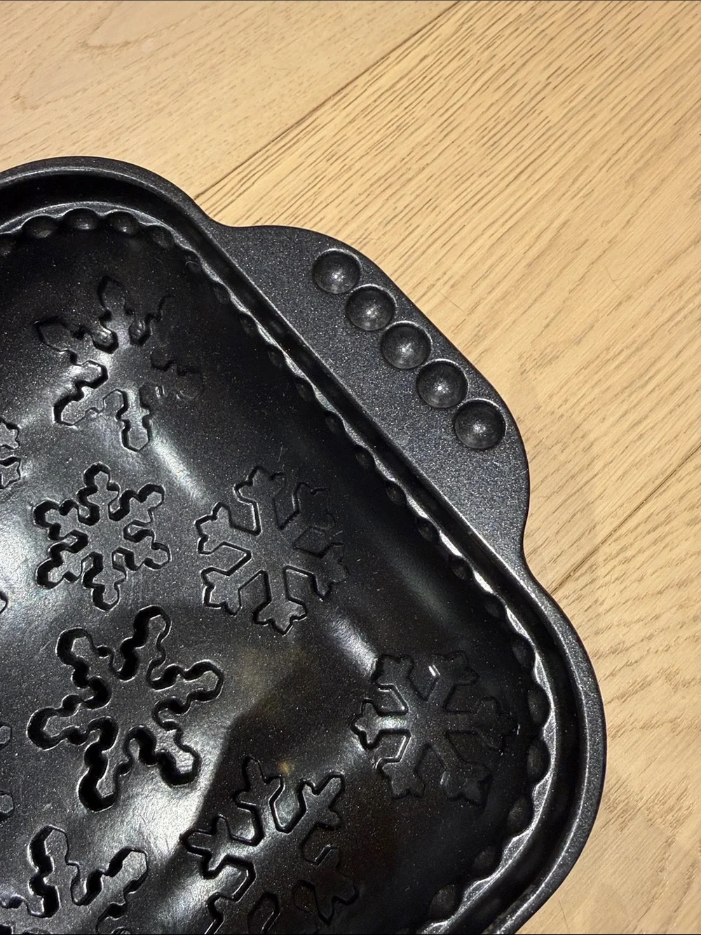 Nordic Ware Snowflake Pan with Handles